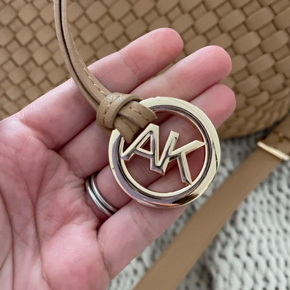 Anne Klein Woven Tote - Picture 3 of 8